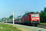 143 203 mit RB 24418 (Hamburg-Harburg–Tostedt) am 07.10.2005 in Klecken