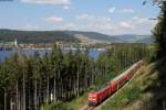 143 640-1 und 143 332-5 mit der RB 26952 (Seebrugg-Freiburg(Brsg)Hbf) bei Titisee 31.8.15