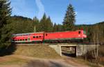 143 810-0  Schluchsee  und 143 640-1 mit der RB 17274 (Seebrugg-Freiburg(Brsg)Hbf)) bei Aha 29.12.15