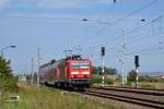 143 957 mit RE 4655 Kassel-Wilhelmshöhe - Halle(Saale) Hbf am 30.08.2015 in Heringen(Helme) Höhe Wärterstellwerk W2.