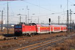 143 267 mit RB 15720 aus Aschaffenburg bei der Einfahrt in den Hbf. Wiesbaden - 11.02.2012
