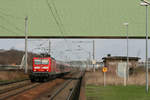 143 807 erreicht mit der Regionalbahn nach Eisenach die Station  Leuna Werke Süd  am 31.