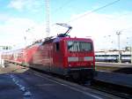 143 140 fhrt mit ihrem Regionalexpress im Stuttgarter Hbf ein