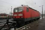 143 251-7 am  21.11.2008 im Bahnhof Cottbus