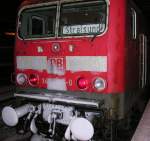 Februar 2005 RE 3 in Berlin Ostbahnhof mit 143 bespannt schiebt nach Stralsund