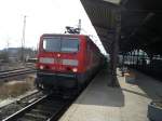 Hier wartet gerade die 143-336 in KM ( Mnchengladbach ) auf ihre Abfahrtszeit nach Dortmund.
Aufgenommen wurde das Bild am 12.03.06