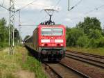 DB Regio 143 019-8 am 27.06.14 mit einer RB 55 in Maintal Ost 