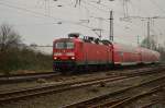 143 568 in Grevenbroich als RB 27 nach Mönchengladbach.