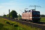 DeltaRail 243 864-6 war am 31.05.21 mit leeren Containerwagen auf dem weg in Richtung Berliner Außenring.