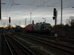 Am 11.01.2014 kam RBH 130(143 273)und RBH 122(143 950 mit einem Hackschnitzelzug nach Stendal.Hier machten die beiden Kopf und fuhren dann mit dem Zug wieder in Richtung Hannover  davon.