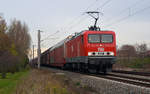 MEG 607(143 310) schleppte am 22.11.16 einen Autozug durch Greppin Richtung Bitterfeld.