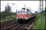 Essen Steele Ost am 25.4.1999: Um 13.25 Uhr fährt 143855 mit der S 1 nach Dortmund ein.