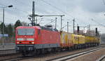 DeltaRail GmbH, Frankfurt (Oder) mit der gemieteten  143 963-7  (NVR-Nummer   91 80 6143 963-7 D-DB ) mit SPENO Schienenschleifzug am Haken am 02.03.20 Durchfahrt Bf.