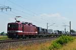 243 931-3 (DeltaRail) zog am 20.06.21 den  Crafter -Güterzug, durch Vietznitz weiter in Richtung Hamburg.