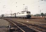 Lokzug mit 150_123 als Zuglok und diversen 140er u. einer 150er im Gleisvorfeld 03/1987 von Lichtenfels. (Schade das die Gleisanlagen  heutzutage nicht mehr so gepflegt sind. Siehe andere Fotos von LIF anno 2007) Ansicht 1 ( Bild ist gescannt)