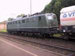 150 051-1 hat in Laufach am 27.6.2001 06:40 gerade angedockt, um einen Gterzug ber die Spessartrampe nach Heigenbrcken zu schieben.