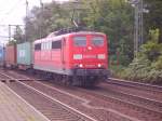 151 038-7 durchfhrt mit einem Containerzug Hamburg-Harburg. 22.08.07