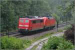 Nachschuss auf die beiden (fast sauber gewaschenen) Nrnberger 182 009 und 151 055, die beide Richtung Rosenheim fahren und dort auf die nchsten Aufgaben warten werden.