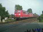 151 105-4 mit Schwesterlok vor Erzleerzug von SZ-Beddingen  nach HH-Hansaport Hhe Peine am 28.05.2008