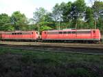 151 125 und 151 023 am 24.4.09 in Duisburg-Neudorf