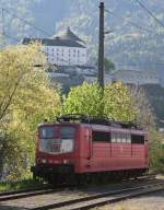 151 134 (orientrot mit Ltzchen) war am 25.04.2009 in Kufstein abgestellt.