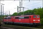 Aus dem Archiv: 151 029 zusammen mit der 140 036 (beidseitig einfachlampen) abgestellt in Aachen-West 26.4.09