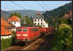 151 016 befhrt am 10.09.09 den Heidelberger Ortsteil Schlierbach richtung Heidelberg.