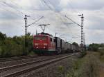 Die 151 141 am 29.08.2009 mit einem KLV-Zug unterwegs bei Thngersheim.