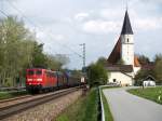 151-155 am 26.04.2010 mit einem Gterzug bei Hausbach    
