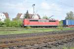 151 129-4, mit Containerzug am 09.05.2010 in Lehrte (Westgruppe).