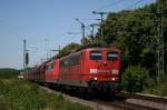 151 018 und 151 008 mit Kohlependel durch Bonn Oberkassel am 19.07.2010