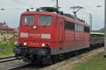 151 071 fhrt durch den Bahnhof Augsburg-Oberhausen am 19.05.2010 