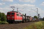 151 085-8 mit einem Containerzug in Thngersheim am 31.07.2010