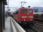 151 129-4 zieht einen Gterzug durch Bielefeld. 15.02.2011.