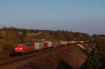 151 058 mit Containerzug am 29.03.2011 bei Laaber