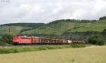 151 045-2 mit einem gemischten Gterzug bei Himmelstadt 23.6.11