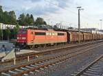 Pltzlich unerwartet kam 151 042-9 mit einem Holzzug am 12.07.2011 durch Kaiserslautern