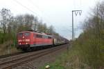 151 045-2 am 18.04.2012 mit einem Gterzug richtung Osnabrck bei Neermoor.