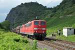 151 151-8 + 151 074-2 am 22/07/2011 unterwegs mit einem Gterzug auf der rechten Rheinstrecke sdwrts kurz vor Leutesdorf. 