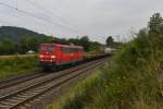 151 003 mit einem Gterzug am 04.08.2012 unterwegs bei Dettenhofen.