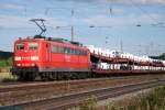151 076-7 zieht einen Autotransportzug durch Winterhausen (22.06.2012)