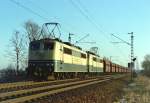 151 098 mit Gdg 58304 (Beddingen–Hansaport) am 24.12.1996 zwischen Winsen (Luhe) und Ashausen