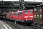151 049-4 zog mit einer schwesterlok einen ganzzug am 17.12.13 durch hh-harburg