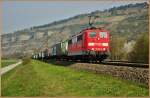 151 034-6 mit einen Aufliegerzug bei Thüngersheim am 01.04.14. 