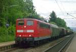 151 125 mit Gterzug Richtung Offenburg am 16.05.2006 in Gundelfingen