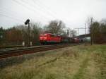 151 058 am 18.2.2007 mit Gterzug in Rohrsen (KBS 380)