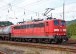   Die 151 046-0 (91 80 6151 046-0 D-DB) der DB Schenker Rail Deutschland AG fährt am 12.09.2015 mit einem Kesselwagenzug, mit Ethylendichlorid (gehört zu den Chlorkohlenwasserstoffen), durch