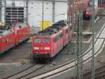DB Schenker Rail 151 102-1 und ihre Schwesterlok 151 xxx-x am 25.10.15 in Mannheim Rbf