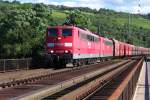 Am 22. Juli 2012 donnern 151 029 und 151 088 mit ihrem leeren Erzzug aus Dillingen über die Moselbrücke in Pfalzel bei Trier. Bahnstrecke 3010 Koblenz - Perl Grenze.