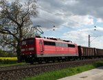 DB Cargo 151 043-7 am 04.05.16 bei Walluf